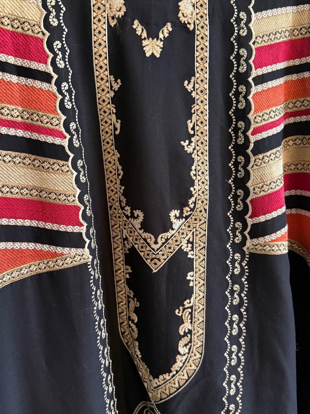Khaadi Pakistani Desi 3 piece embroidered kurta shirt, duppata scarf and shalwar - Picture 7 of 15